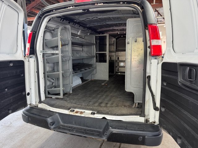 Used 2019 Chevrolet Express 2500 w/ Driver Convenience Package RWD image 4