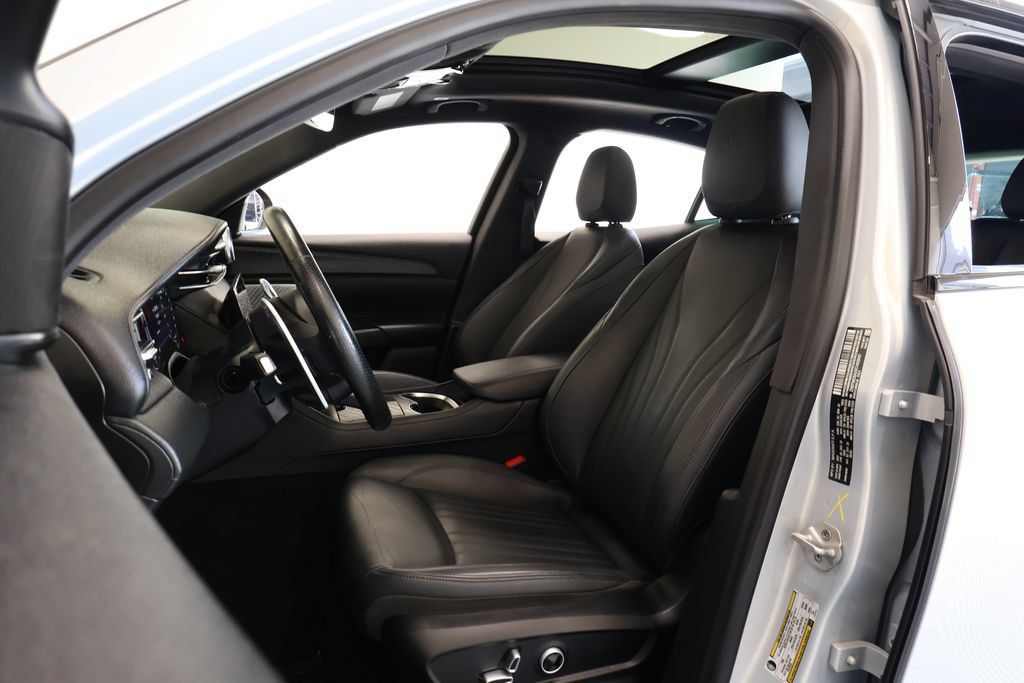 Used 2024 Maserati Grecale Modena AWD/4WD image 20