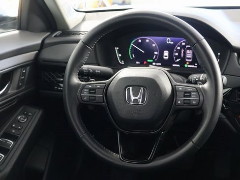Used 2025 Honda Accord EX-L image 10