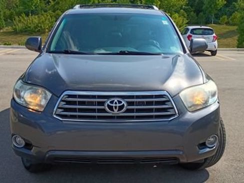 Used 2009 Toyota Highlander Limited w/ Extra Value Pkg 7 AWD/4WD image 5