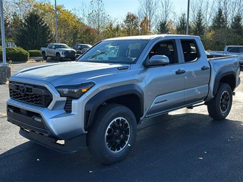 New 2025 Toyota Tacoma TRD Off-Road w/ TRD Off Road Premium Package image 2