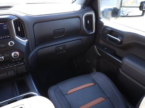 Used 2022 GMC Sierra 3500 AT4 w/ AT4 Premium Plus Package AWD/4WD image 21