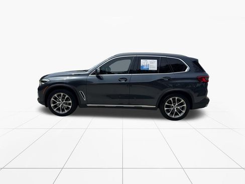 Used 2019 BMW X5 xDrive40i w/ Premium Package 2 AWD/4WD image 4