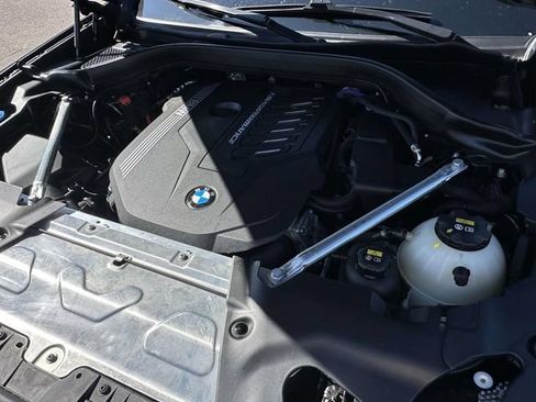 Used 2023 BMW X4 M40i AWD/4WD image 17