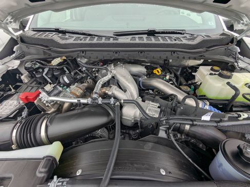 New 2026 Ford F350 XL w/ XL Chrome Package image 10