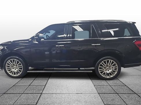 Used 2023 Ford Expedition Limited image 8