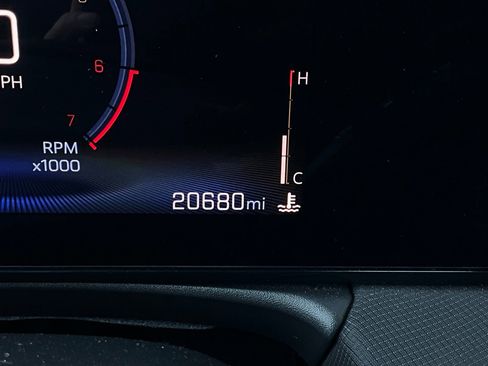 Used 2025 Chevrolet TrailBlazer LT image 36