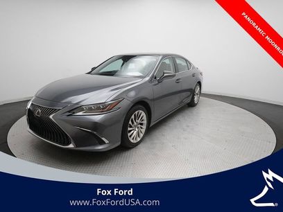 Used 2021 Lexus ES 350 Luxury w/ Accessory Package 2