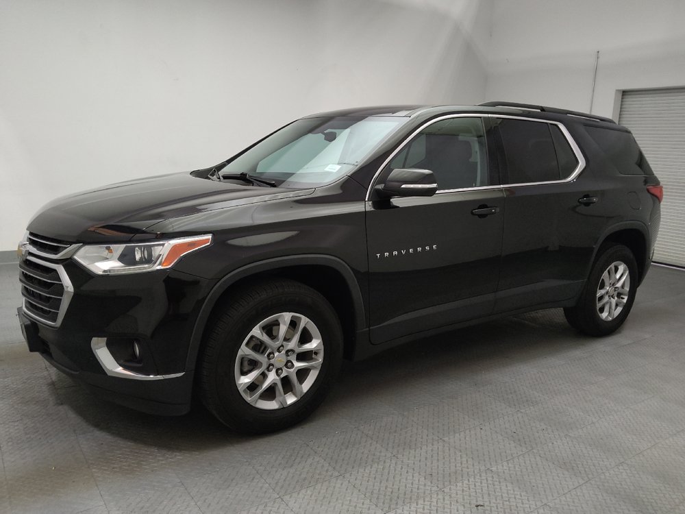 Used 2021 Chevrolet Traverse LT FWD image 2