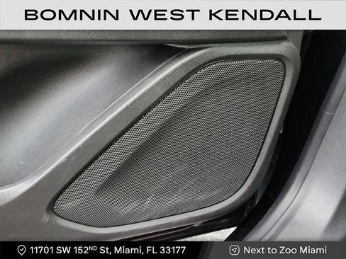 Used 2024 GMC Terrain SLE image 29