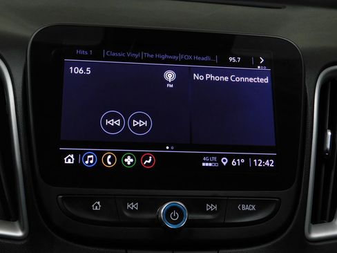 Used 2023 Chevrolet Malibu LT FWD image 43