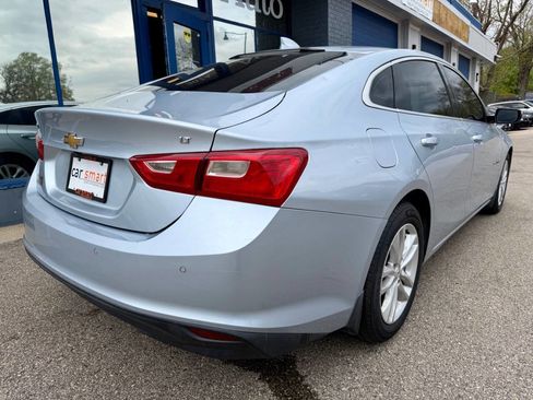 Used 2017 Chevrolet Malibu LT w/ Driver Confidence Package FWD image 11