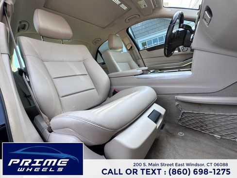 Used 2014 Mercedes-Benz E 350 Sedan image 17