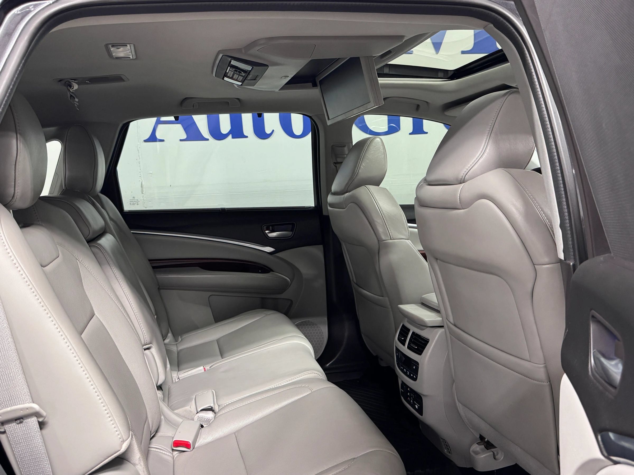 Used 2014 Acura MDX w/ Advance Package AWD/4WD image 16
