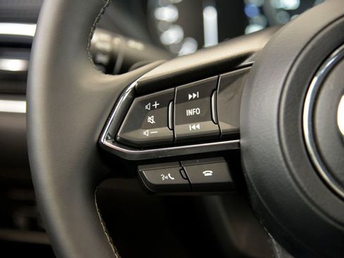 Certified 2025 MAZDA CX-5 Signature AWD/4WD image 22