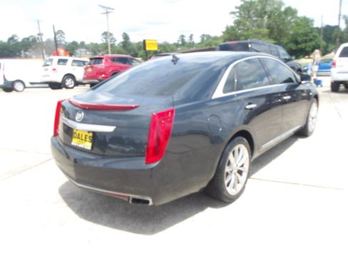 Used 2013 Cadillac XTS Luxury w/ Driver Awareness Package FWD image 11