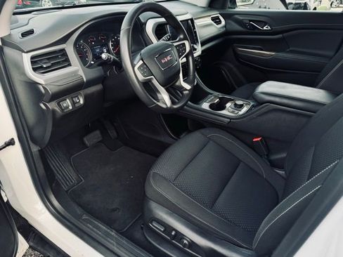 Used 2023 GMC Acadia SLE w/ Driver Convenience Package image 18