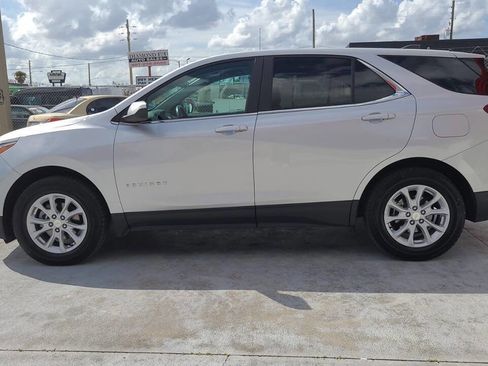 Used 2021 Chevrolet Equinox LT image 4