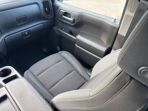 Used 2023 Chevrolet Silverado 1500 Custom Trail Boss AWD/4WD image 15
