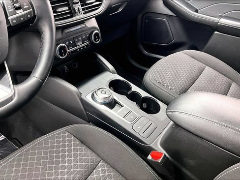 Certified 2024 Ford Escape Active w/ Cold Weather Package FWD image 15