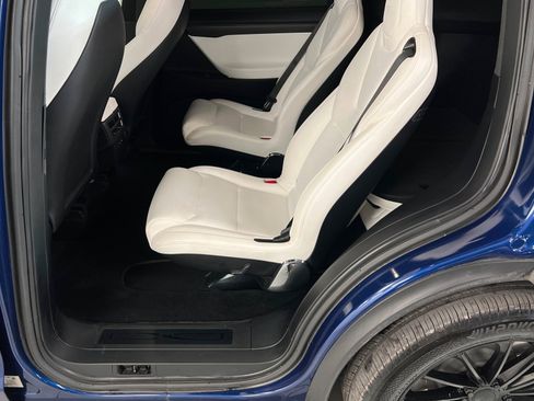 Used 2021 Tesla Model X Performance image 21