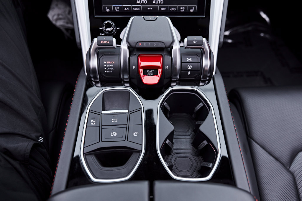 Used 2023 Lamborghini Urus S AWD/4WD image 77