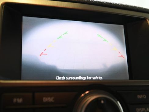 Used 2015 Nissan Armada SV AWD/4WD image 5