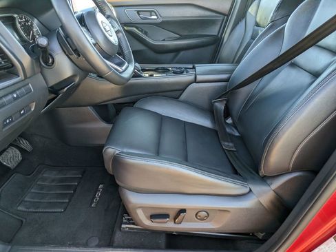 Used 2021 Nissan Rogue SL image 13