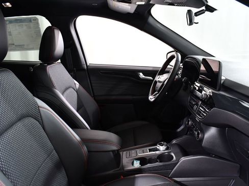 New 2025 Ford Escape ST-Line w/ Cold Weather Package AWD/4WD image 16
