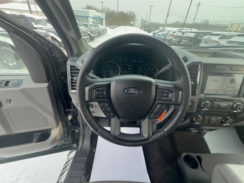 Used 2016 Ford F150 XLT w/ Equipment Group 302A Luxury image 15