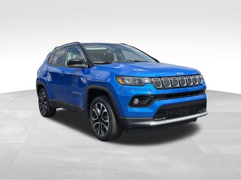 Used 2022 Jeep Compass Limited AWD/4WD image 7