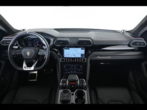 Used 2024 Lamborghini Urus S AWD/4WD image 9