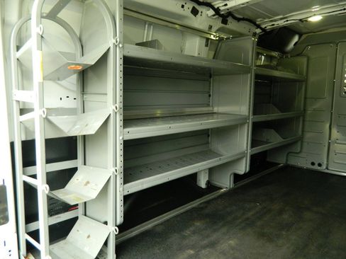 Used 2017 Ford Transit 250 130 Low Roof image 10