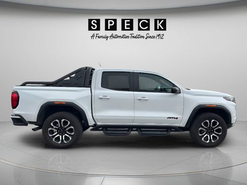 Used 2025 GMC Canyon AT4 w/ Nightfall Edition AWD/4WD image 5