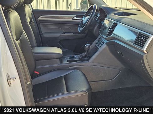 Used 2021 Volkswagen Atlas SE image 33