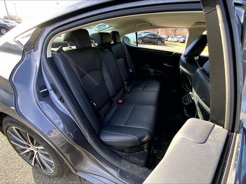 Used 2023 Lexus ES 300h w/ Premium Package image 20