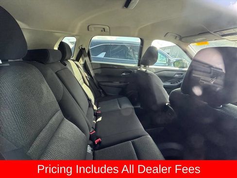 Used 2025 Nissan Rogue SV FWD image 4