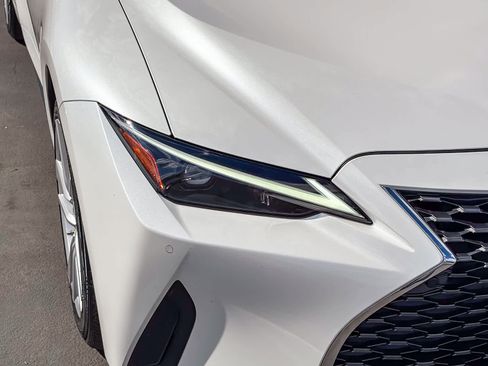 Certified 2021 Lexus IS 300 w/ Comfort Package image 7