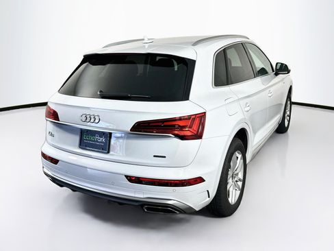Used 2024 Audi Q5 2.0T Premium w/ Convenience Package AWD/4WD image 9