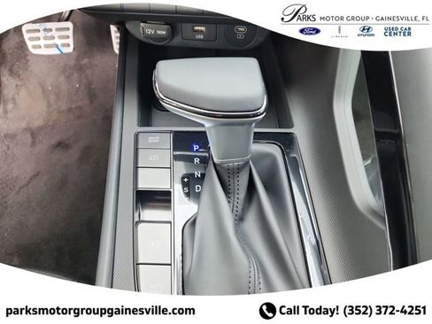 New 2025 Hyundai Elantra SEL w/ Cargo Package FWD image 23