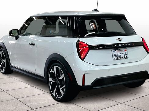 Certified 2025 MINI Cooper S image 14