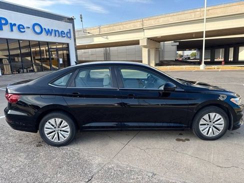Used 2020 Volkswagen Jetta S FWD image 2
