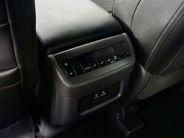 Used 2025 Nissan Pathfinder Rock Creek AWD/4WD image 24
