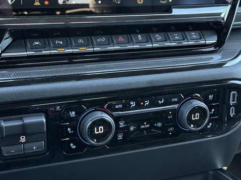 New 2026 Chevrolet Silverado 1500 ZR2 AWD/4WD image 17