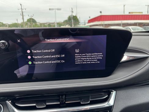 Used 2025 Buick Envista Sport Touring FWD image 17