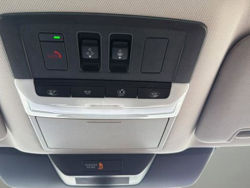 Used 2024 Nissan Pathfinder Platinum AWD/4WD image 33