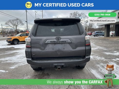 Used 2017 Toyota 4Runner SR5 image 6