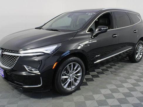 Used 2023 Buick Enclave Avenir w/ Avenir Technology Package image 24