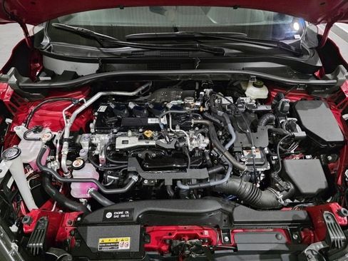 Used 2023 Toyota Corolla Cross SE image 26