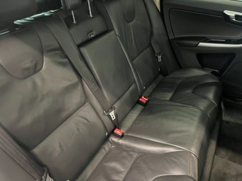 Used 2012 Volvo XC60 3.2 FWD image 31